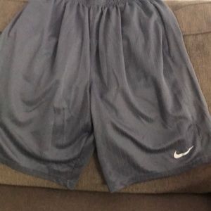 NWOT Gray / Silver Nike Shorts Men’s size Large